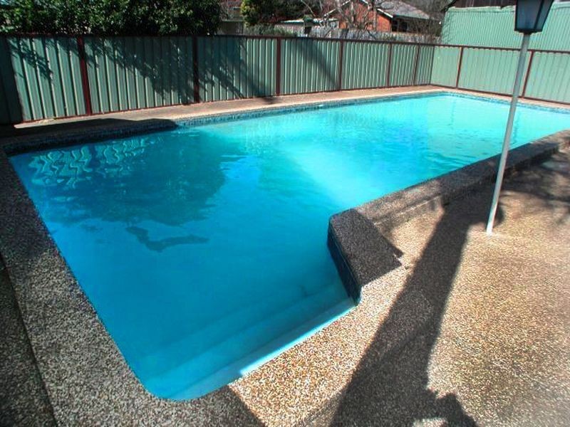 9 Church Street, Elderslie NSW 2570