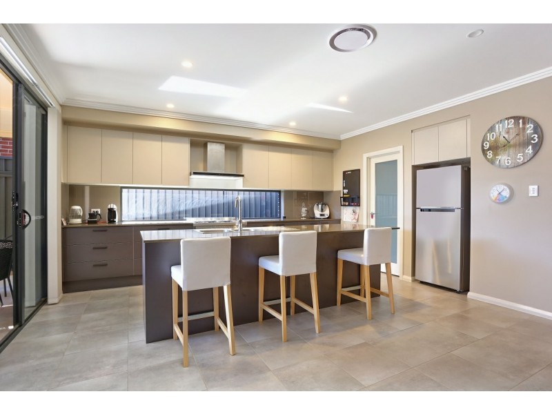 28 Austen Boulevard, Spring Farm NSW 2570