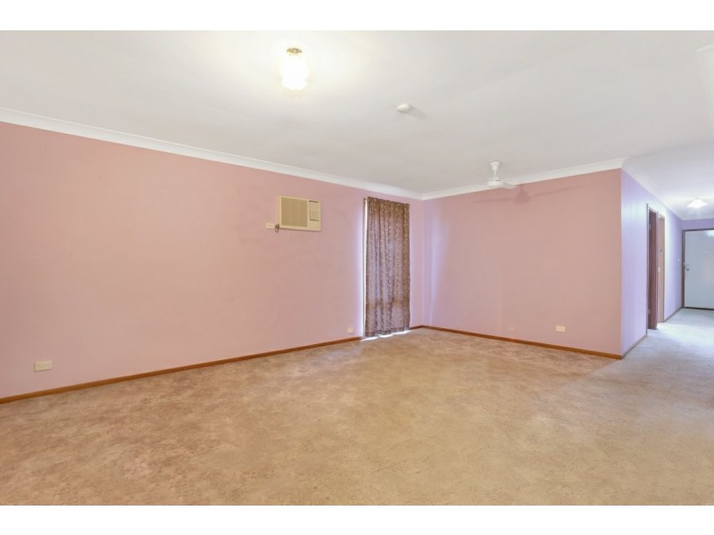 12A Falstaff Place, Rosemeadow NSW 2560