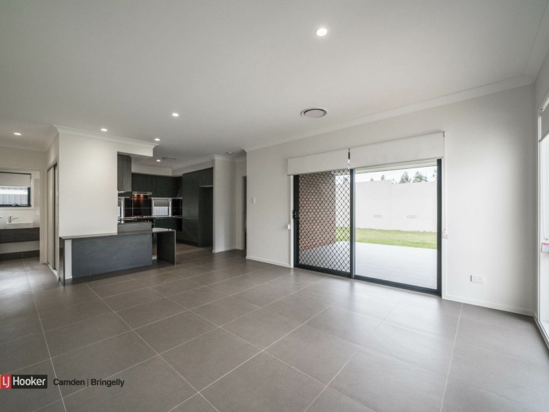 28 Egan Crescent, Cobbitty NSW 2570