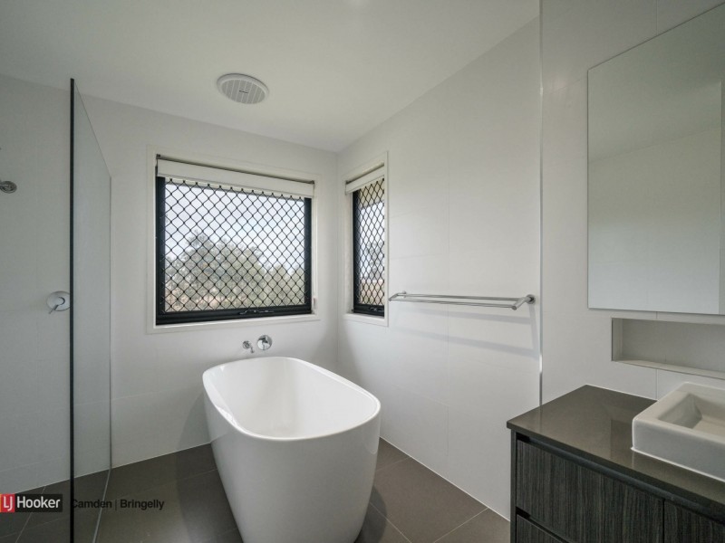 28 Egan Crescent, Cobbitty NSW 2570