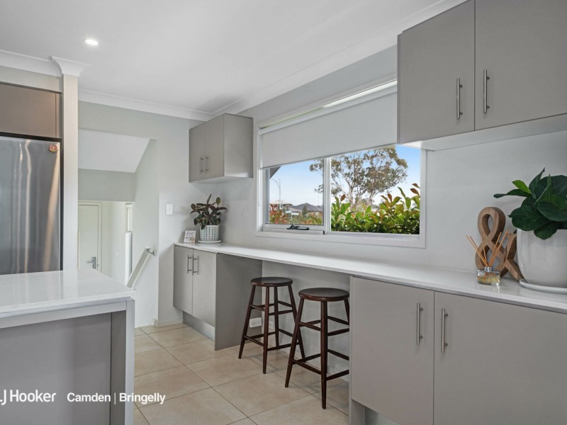 22 Jackson Crescent, Elderslie NSW 2570