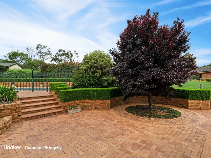28 Sickles Drive, Grasmere NSW 2570
