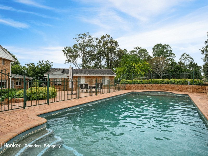 28 Sickles Drive, Grasmere NSW 2570