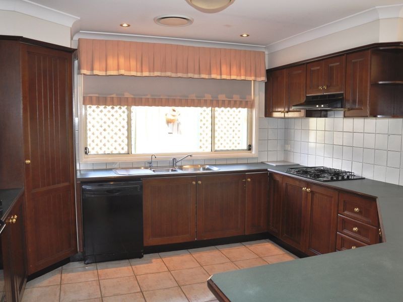 20 Spoonbill Way, Mount Annan NSW 2567