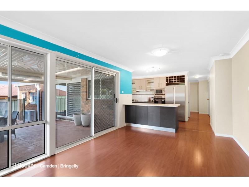 8 Mccall Avenue, Camden South NSW 2570