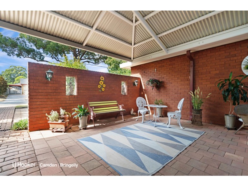 9 Larnach Place, Elderslie NSW 2570