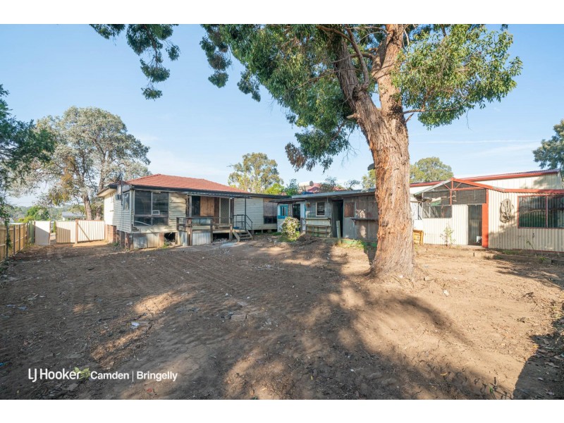 7 Coolalie Avenue, Camden South NSW 2570