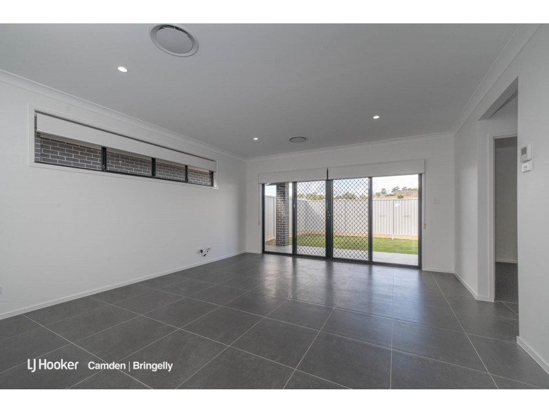 35 Cain Avenue, Gregory Hills NSW 2557