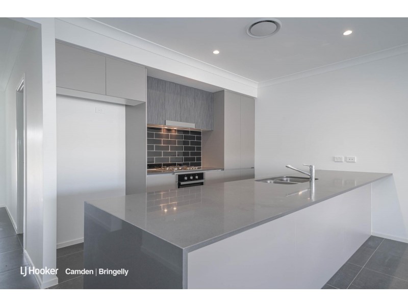 35 Cain Avenue, Gregory Hills NSW 2557