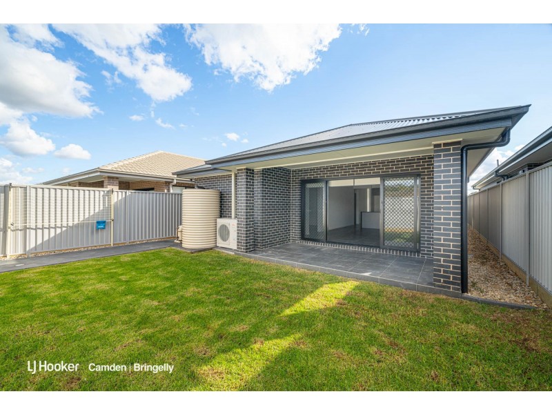35 Cain Avenue, Gregory Hills NSW 2557
