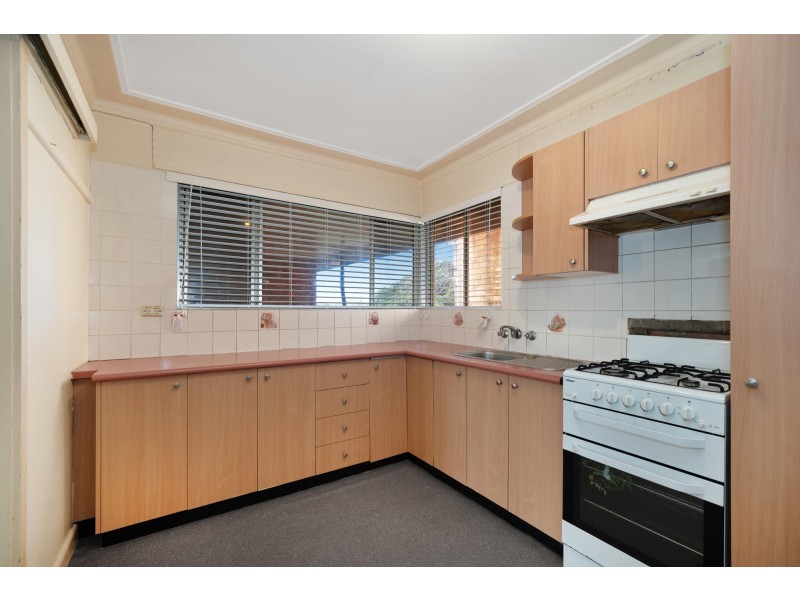 2/21 View Street, Camden NSW 2570