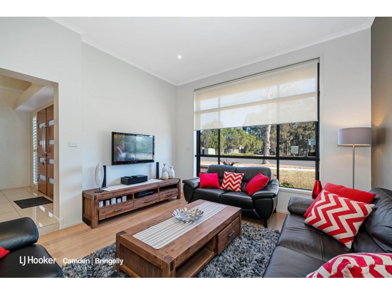 30 Wattle Grove Drive, Wattle Grove NSW 2173