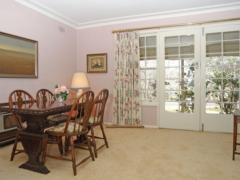 18 ULMARRA AVENUE, Camden South NSW 2570