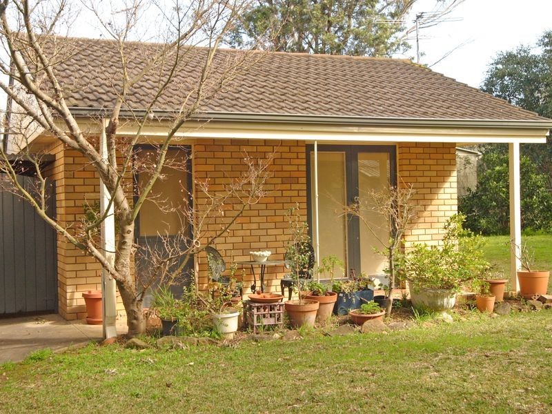 18 ULMARRA AVENUE, Camden South NSW 2570