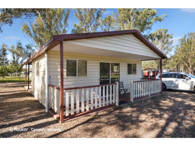 16 Dwyer Road, Bringelly NSW 2556