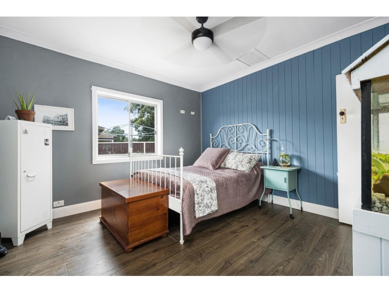 26 Harrington St, Elderslie NSW 2570