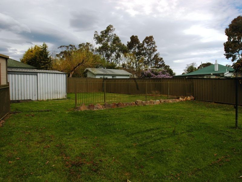 47 William Street, The Oaks NSW 2570