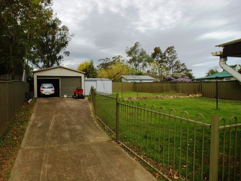 47 William Street, The Oaks NSW 2570