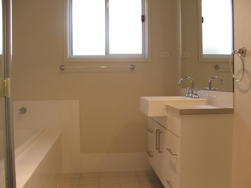 43 Longley Avenue, Elderslie NSW 2570