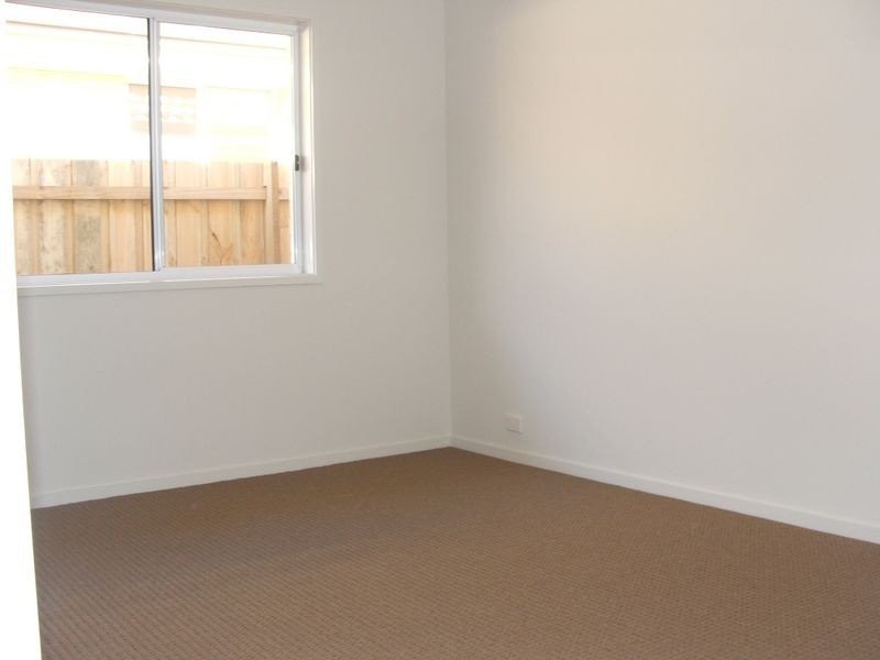 43 Longley Avenue, Elderslie NSW 2570