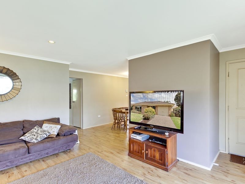 29 Farrendon Place, Mount Annan NSW 2567