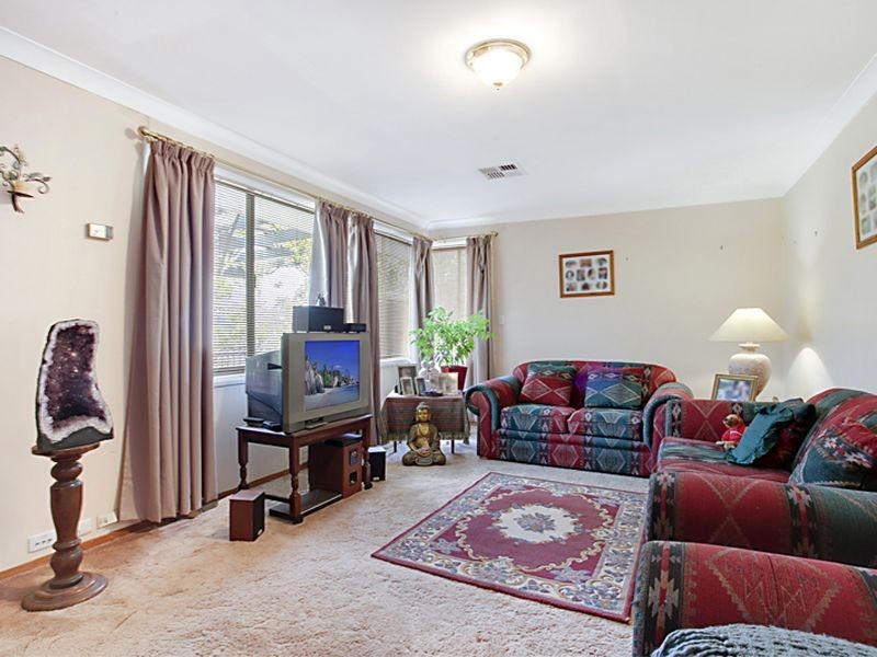 47 Elizabeth Macarthur Avenue, Camden South NSW 2570