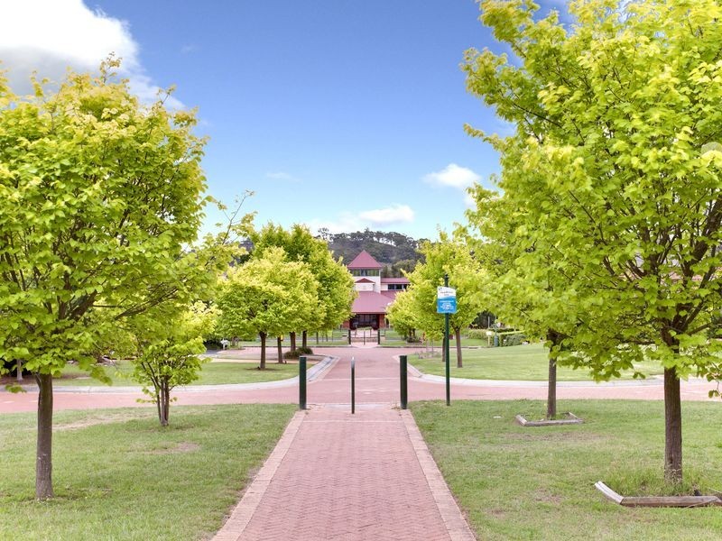 16 Meehan Terrace, Harrington Park NSW 2567