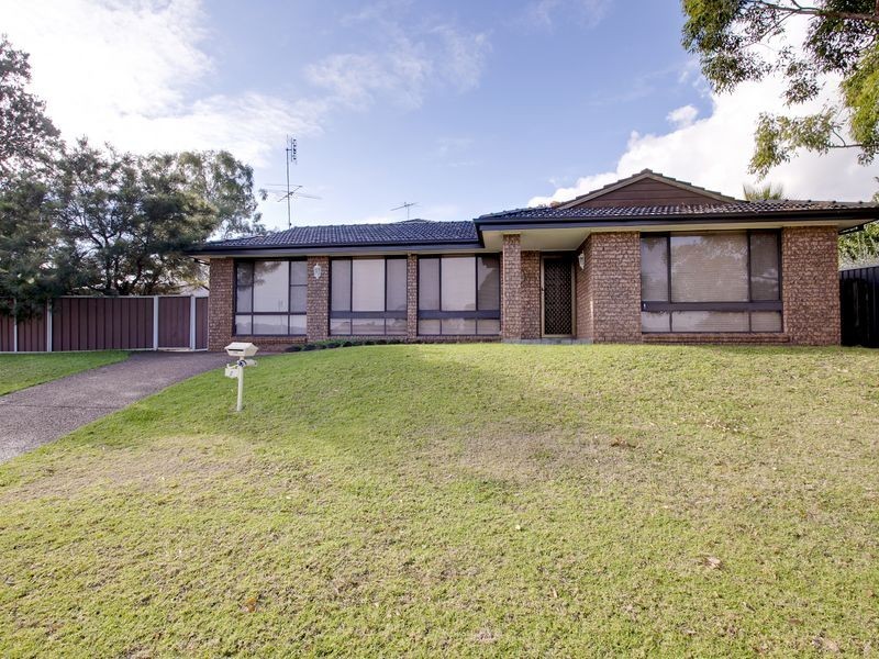 2 Kintyre Place, St Andrews NSW 2566