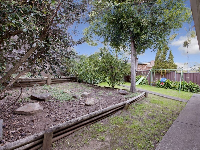 14 Amazon Place, Kearns NSW 2558