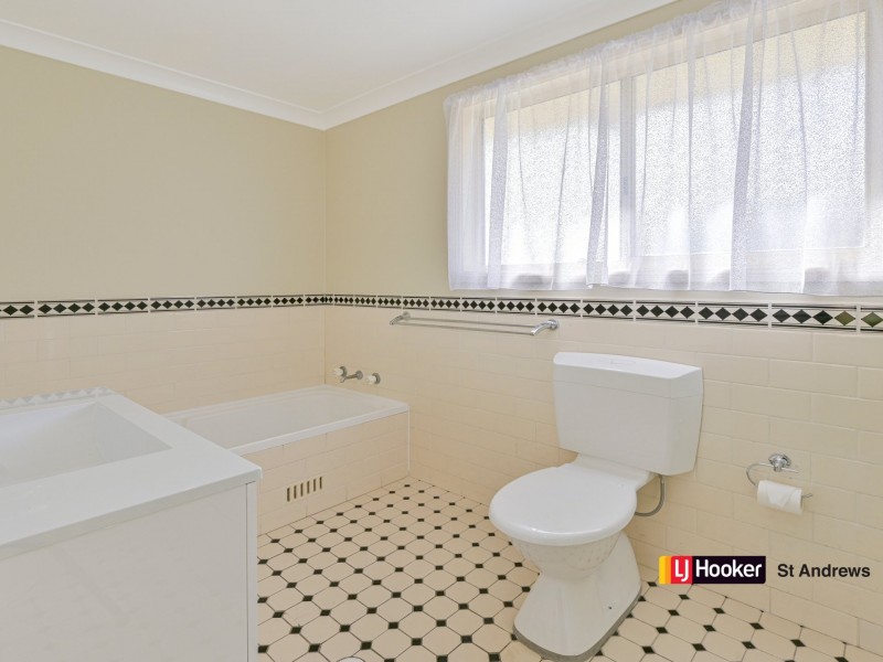 2/95 HURRICANE DRIVE, Raby NSW 2566