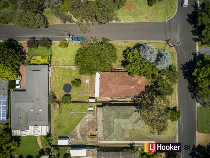 15 Ulmarra Ave, Camden South NSW 2570