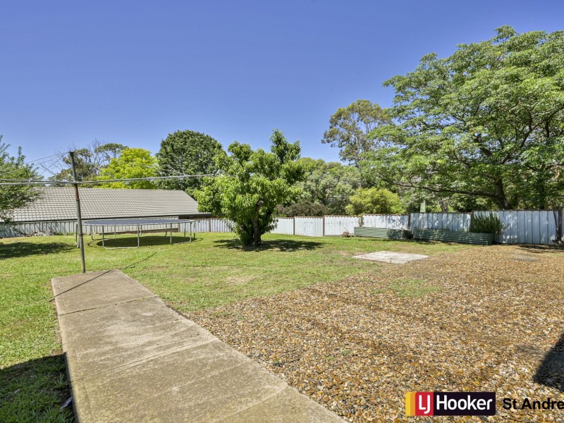 15 Ulmarra Ave, Camden South NSW 2570
