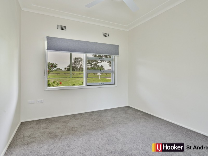 4 Bow Bowing Crescent, Bradbury NSW 2560