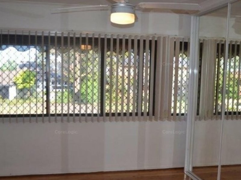 13 Arunta Crescent, Leumeah NSW 2560