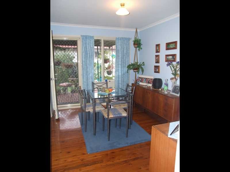8 Galashiels Avenue, St Andrews NSW 2566