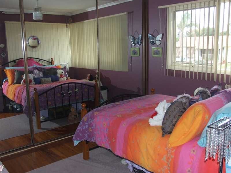 8 Galashiels Avenue, St Andrews NSW 2566