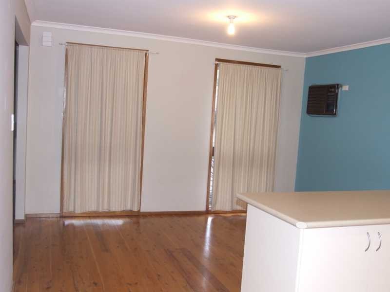 8 Pitlochry Road, St Andrews NSW 2566