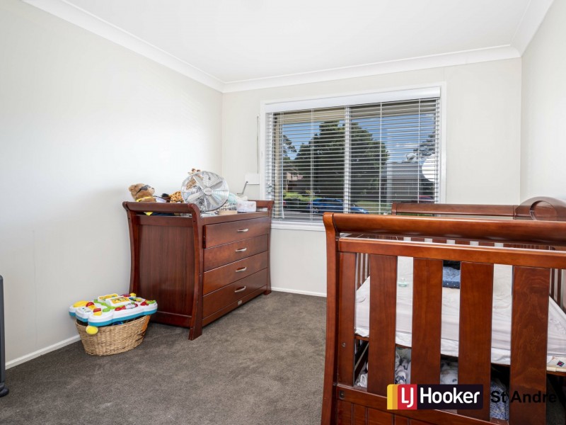 5 Arisaig, St Andrews NSW 2566