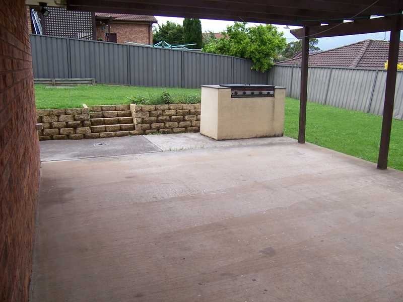 41 Aberdeen Road, St Andrews NSW 2566