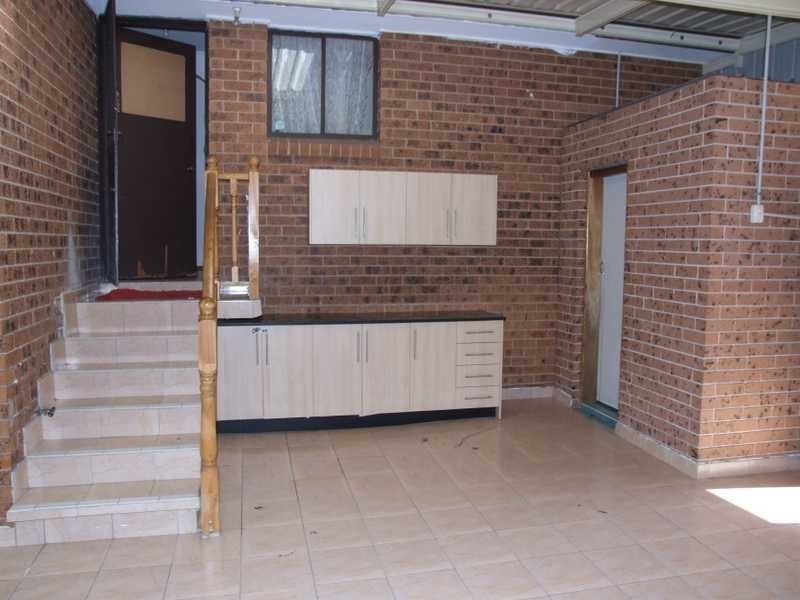 3 Tummul Place, St Andrews NSW 2566