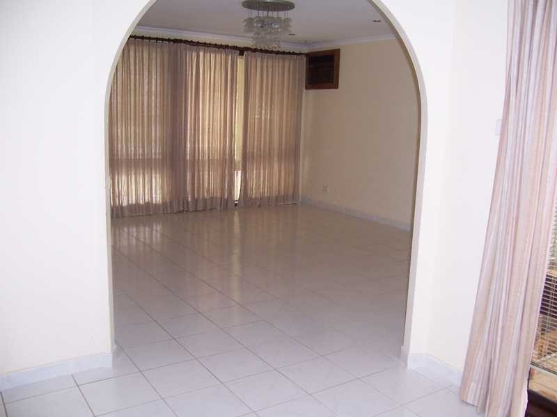 5 Shiel Place, St Andrews NSW 2566