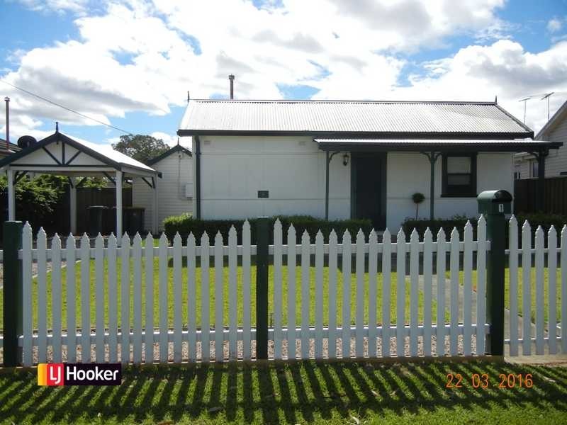 1 Hughes Street, Leumeah NSW 2560