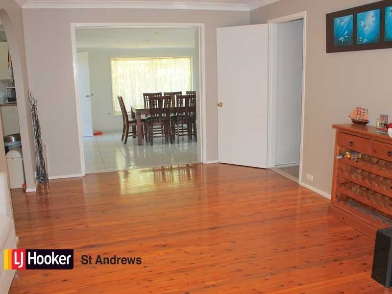 6 Lena Place, Kearns NSW 2558