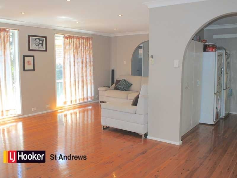 6 Lena Place, Kearns NSW 2558