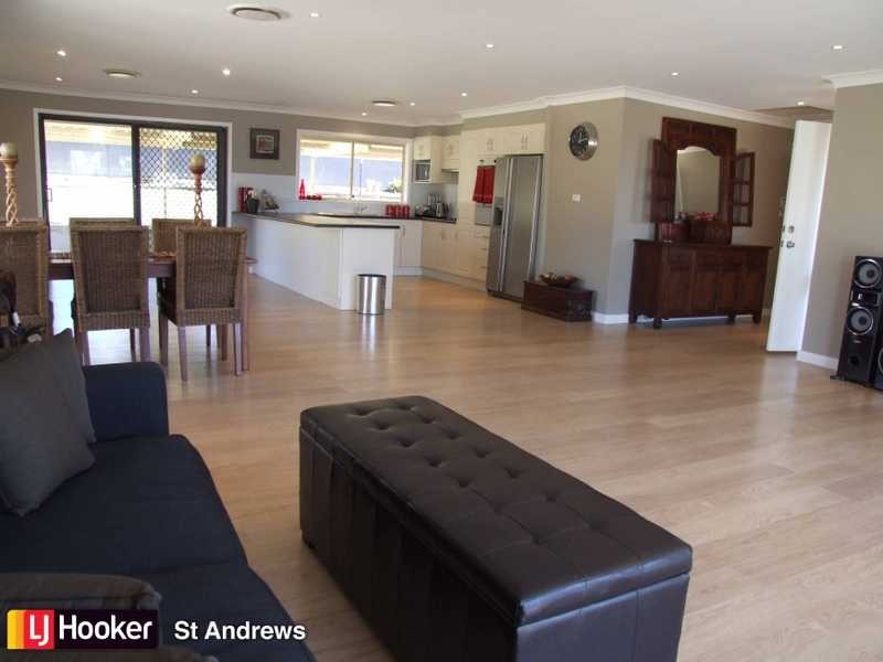 6 Dundee Place, St Andrews NSW 2566