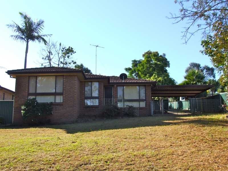 56 Chasselas Avenue, Eschol Park NSW 2558