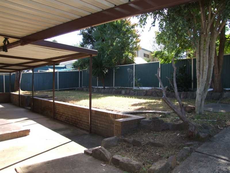 56 Chasselas Avenue, Eschol Park NSW 2558