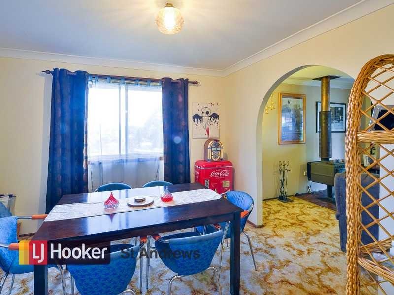 9 Deveron Place, St Andrews NSW 2566