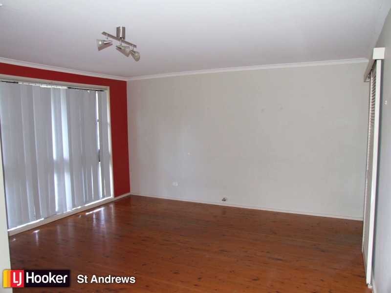 8 Dunkeld Place, St Andrews NSW 2566